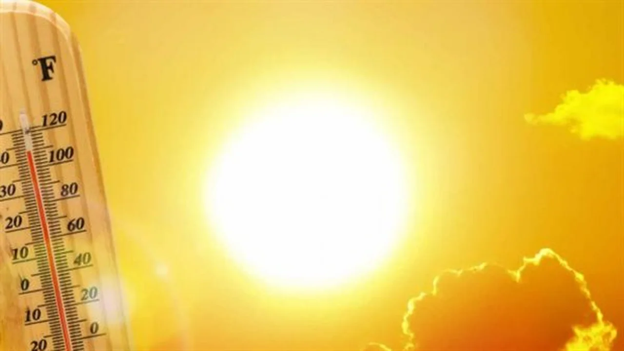 تقلبات جوية.. سحب رعدية تباغت محافظات شمال الصعيد والقاهرة الكبرى مساء اليوم